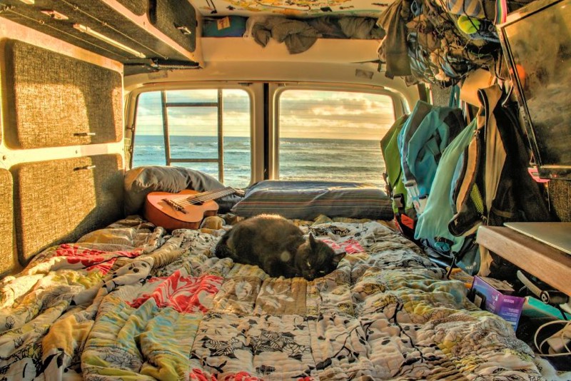 Rich and Willow Travel A Lifetime Adventure Around Australia With A Campervan
